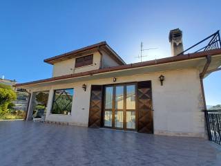 Villa in in vendita da privato a poggio nativo via peschieta, 5