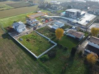 Villa in vendita a castelvetro di modena via sinistra guerro, 18/a