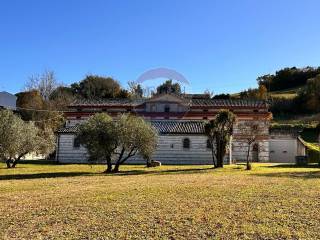 Rustico in vendita a falconara marittima 