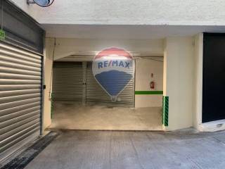 Garage in vendita a roma via ampio flaviano