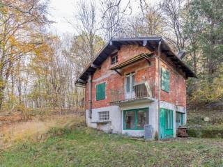 Casa indipendente in vendita a quarna sotto via meneveri, 39