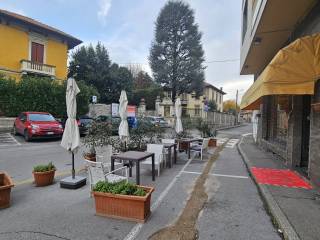 Bar in vendita a biassono piazza san francesco d'assisi