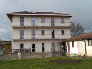 Casale in vendita a borgo ticino via gagnago