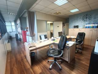 Ufficio in affitto a vimercate via rovereto, 1