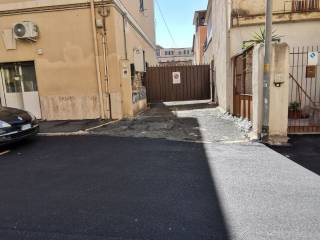 Garage in affitto a roma via dei laterensi, 23