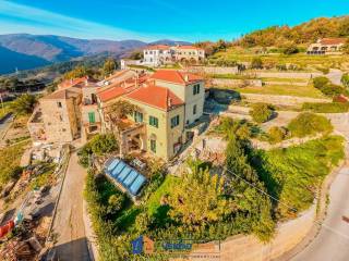 Villa bifamiliare in vendita a orco feglino via chiesa