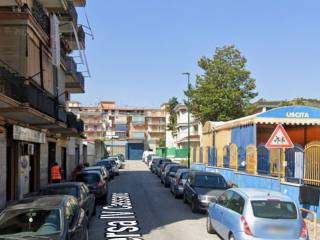 Garage in vendita a napoli 