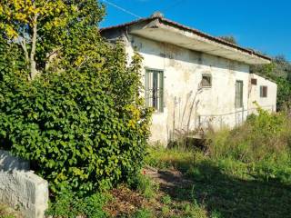 Villa in vendita a fondi via femmina morta