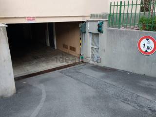 Garage in vendita a pietra ligure via milano