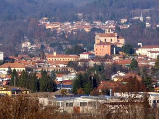 Appartamento in affitto a gozzano via beltrami