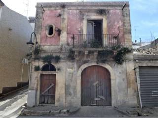 Terreno residenziale in vendita a canicattini bagni garibaldi 281