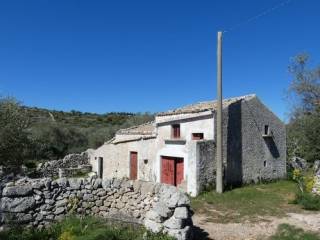 Terreno agricolo in vendita a noto contrada stallaini