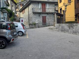 Casa indipendente in vendita a premeno via frova, 8