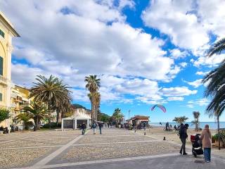 Magazzino in vendita a finale ligure via san francesco