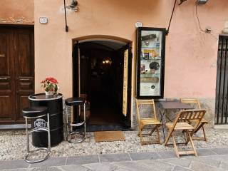 Enoteca/wine bar in vendita a laigueglia via dante aligheri, 168