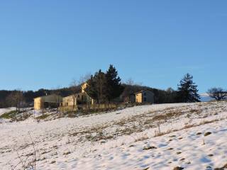 Terreno agricolo in vendita a varano de' melegari località casa merlotto sopra