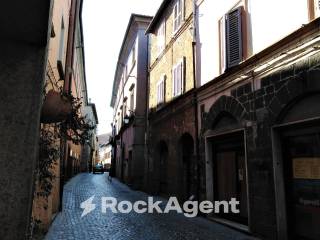 Appartamento in vendita ad acquapendente via roma, 17