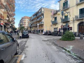 Intero stabile in affitto a castellammare di stabia strada tavernola, 88