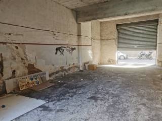 Garage in vendita a catania via vezzosi, 41