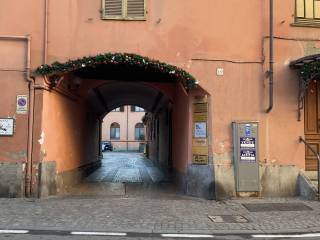 Garage in affitto a saluzzo corso piemonte