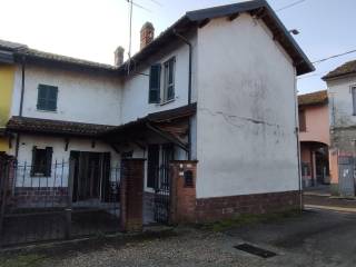 Villa a schiera in vendita ad alagna via roma