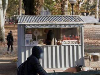 Negozio in vendita a reggio nell'emilia viale antonio allegri s.n.c.