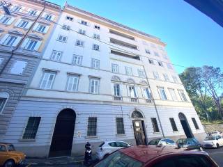 Appartamento in vendita a trieste via principe di montfort