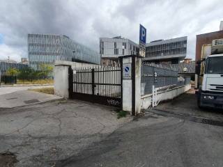 Garage in affitto a roma piazza delle crociate