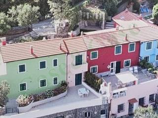 Villa bifamiliare in vendita a celle ligure via belvedere