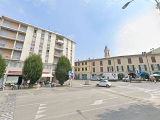 Appartamento in affitto a broni piazza vittorio veneto