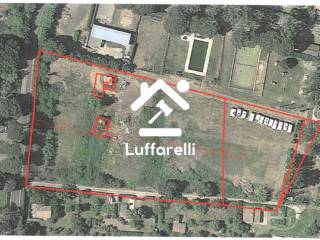 Terreno edificabile all'asta a bracciano via olmata tre cancelli