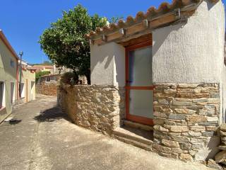 Casa indipendente in vendita ad armungia vico i eleonora d'arborea, 3