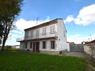 Villa in vendita a desana via filippo turati