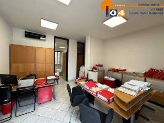 Ufficio in affitto a seveso piazza roma, 1