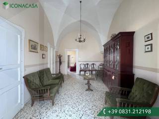 Casa indipendente in vendita a ostuni vico flavio gioia