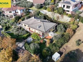 Villa a schiera in vendita a lavagno via a. manzoni, 5