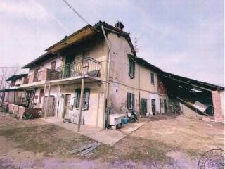 Azienda agricola all'asta a garlasco via cascina venturina, 6