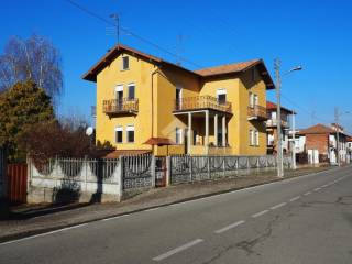 Villa bifamiliare in vendita a lenta via gattinara, 1