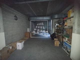 Garage in vendita a reggio nell'emilia via brigata reggio