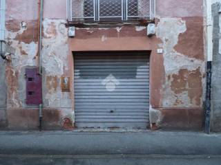 Garage in vendita a gattinara via giovanni calza, 5