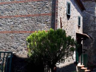 Casa indipendente in vendita a pescia 