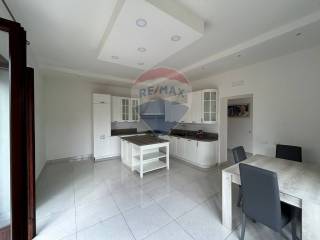 Villa bifamiliare in vendita ad aprilia nettunense207, 114