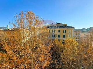 Appartamento in vendita a genova corso buenos aires, 17