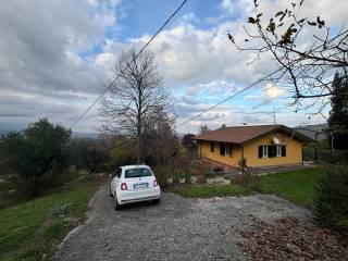 Villa in vendita a basciano contrada feudo da borrea