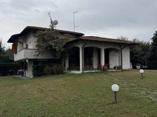 Villa in affitto a forte dei marmi 