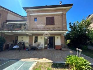 Villa a schiera in vendita ad avellino contrada pagliarone, 28