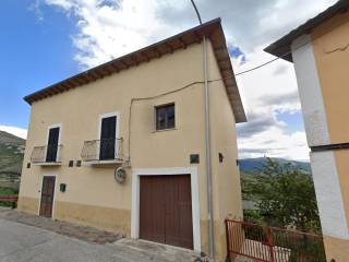 Casa indipendente in vendita a castelvecchio calvisio 