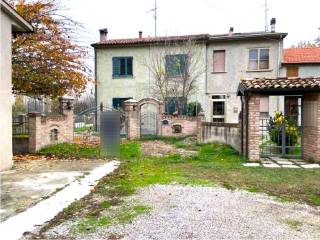 Casa indipendente in vendita a bondeno via ferrarese