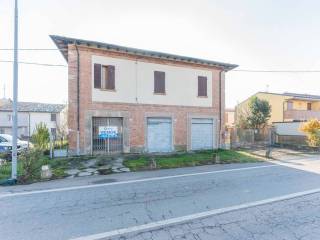 Casa indipendente in vendita a poggio renatico via scorsuro, 195