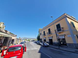 Appartamento in vendita a napoli via porta posillipo